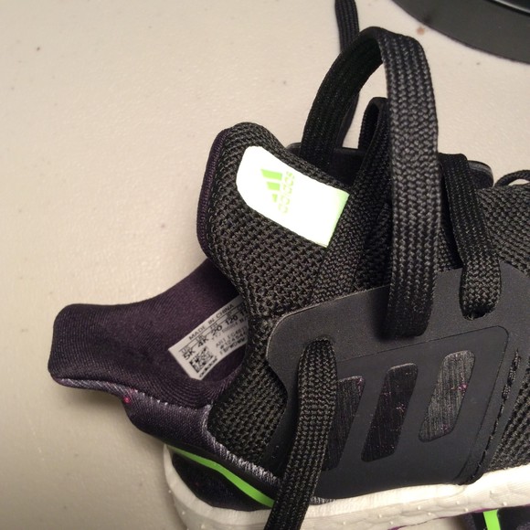 Adidas Kids UltraBOOST 20 (Toddler)Size 5K - Picture 5 of 5